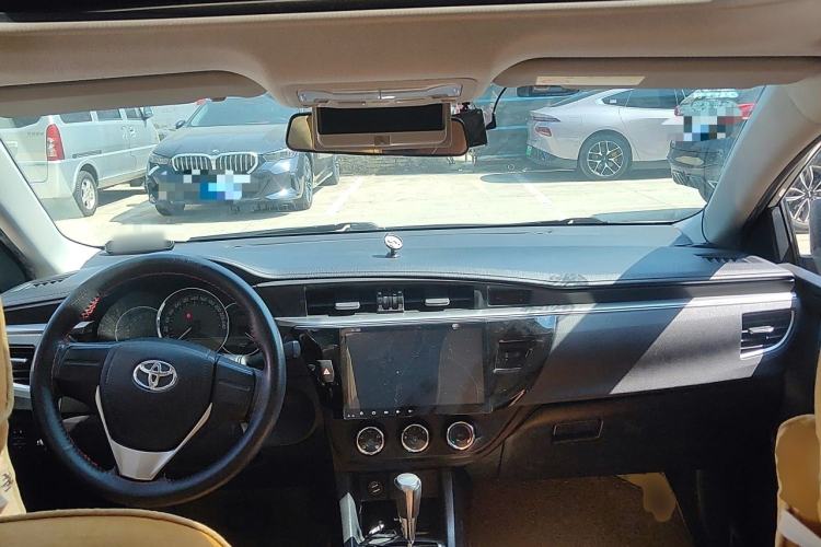 Used Toyota Levin 2014 1.6G CVT Elite Edition Center Console