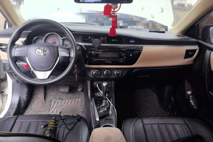 Used Toyota Levin 2014 1.6G CVT Elite Edition Center Console