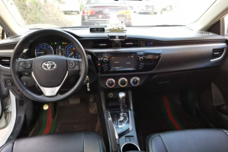 Used Toyota Levin 2014 1.8 GS CVT Elite Edition Center Console