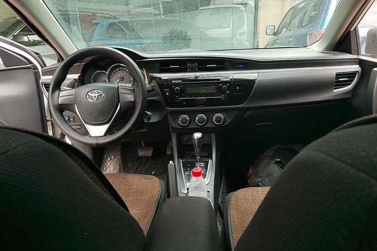 Used Toyota Levin 2014 1.6G CVT Elite Edition Center Console