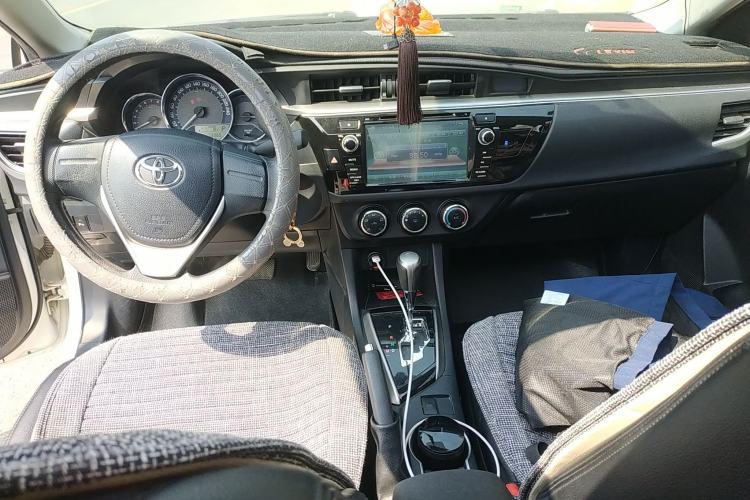 Used Toyota Levin 2014 1.6G CVT Elite Edition Center Console