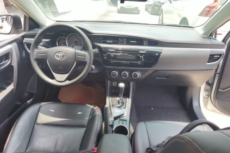 Used Toyota Levin 2014 1.6G CVT Elite Edition Center Console