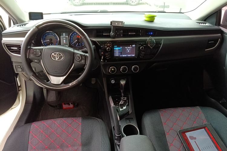 Used Toyota Levin 2014 1.8 GS CVT Elite Edition Center Console