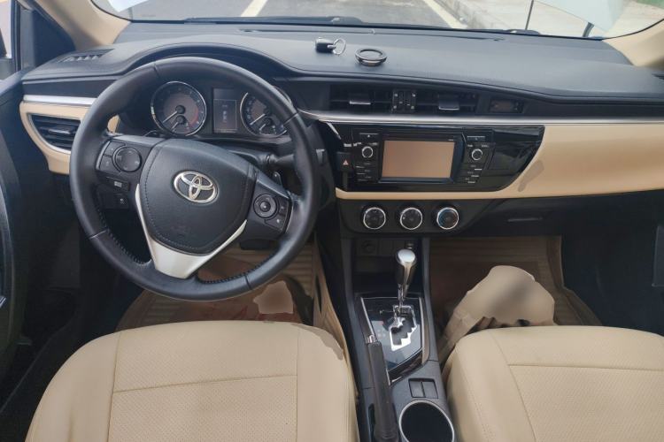 Used Toyota Levin 2014 1.8 GS CVT Elite Edition Center Console