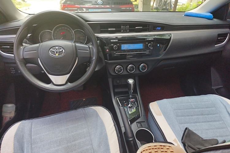 Used Toyota Levin 2014 1.6G CVT Elite Edition Center Console