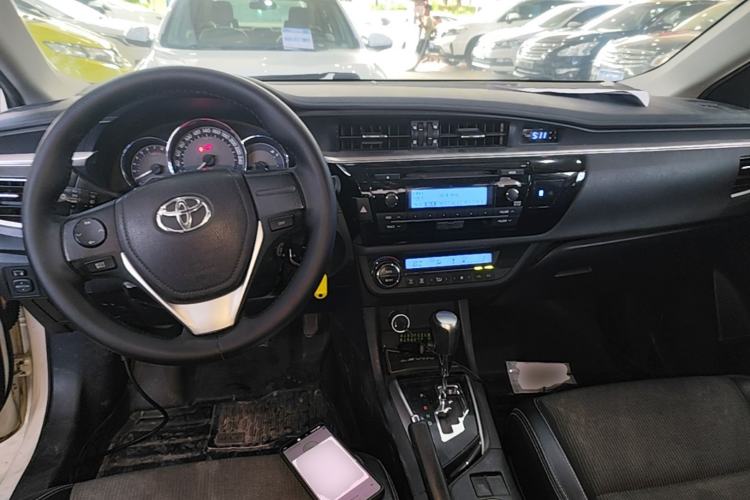 Used Toyota Levin 2014 1.6G-L CVT Leading Edition Center Console