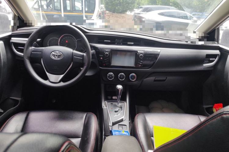 Used Toyota Levin 2014 1.6G CVT Elite Edition Center Console