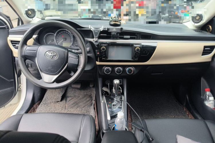 Used Toyota Levin 2014 1.6G CVT Elite Edition Center Console