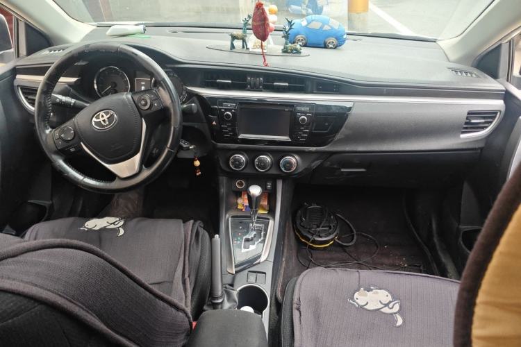 Used Toyota Levin 2014 1.8 GS CVT Elite Edition Center Console