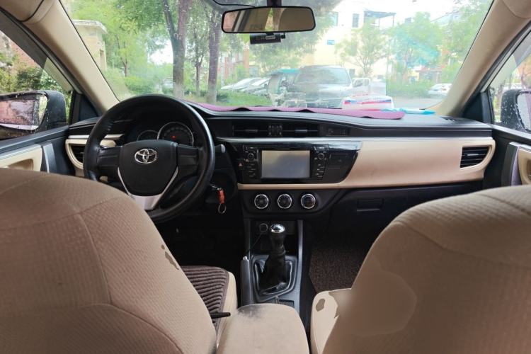 Used Toyota Levin 2014 1.6E Manual New Edition Center Console