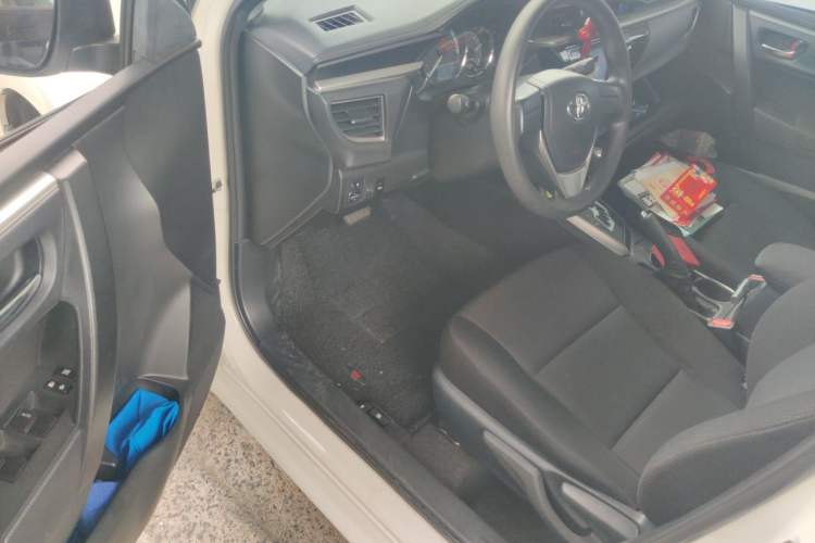 Used Toyota Levin 2014 1.6G CVT Elite Edition Driver Seat