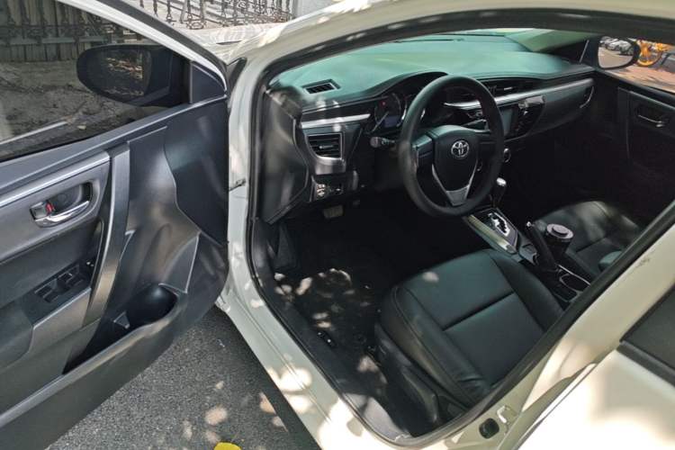 Used Toyota Levin 2014 1.6G CVT Elite Edition Driver Seat