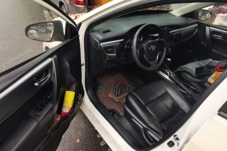 Used Toyota Levin 2014 1.6G CVT Elite Edition Driver Seat