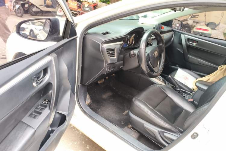 Used Toyota Levin 2014 1.6G CVT Elite Edition Driver Seat