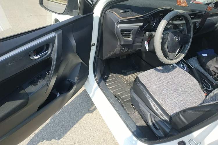 Used Toyota Levin 2014 1.6G CVT Elite Edition Driver Seat