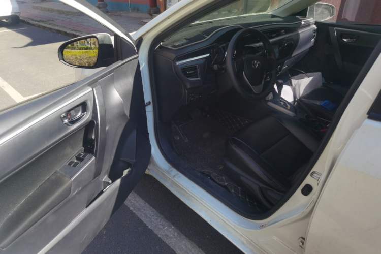 Used Toyota Levin 2014 1.6G CVT Elite Edition Driver Seat