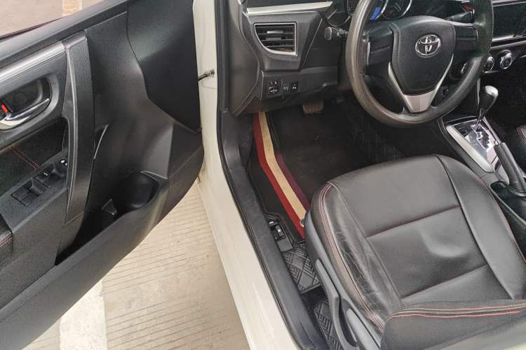 Used Toyota Levin 2014 1.6G CVT Elite Edition Driver Seat