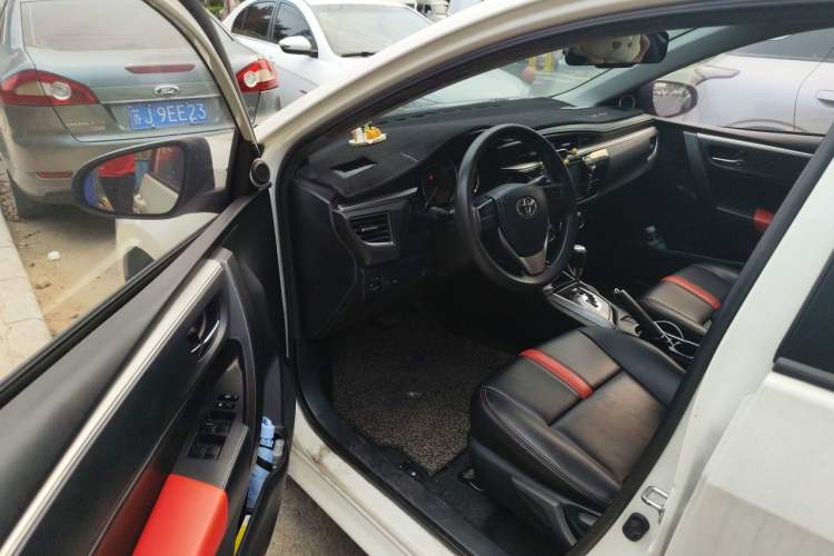 Used Toyota Levin 2014 1.6G CVT Elite Edition Driver Seat