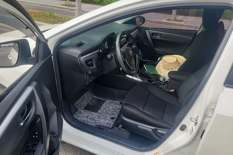 Used Toyota Levin 2014 1.6G CVT Elite Edition Driver Seat