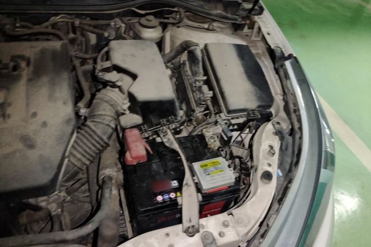 Used Toyota Levin 2014 1.6G CVT Elite Edition Engine Bay Left