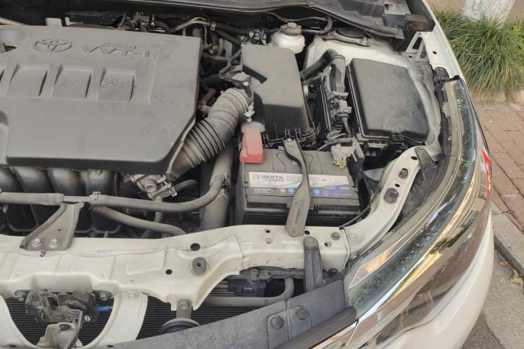 Used Toyota Levin 2014 1.6G CVT Elite Edition Engine Bay Left