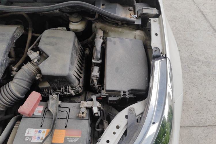 Used Toyota Levin 2014 1.6G CVT Elite Edition Engine Bay Left