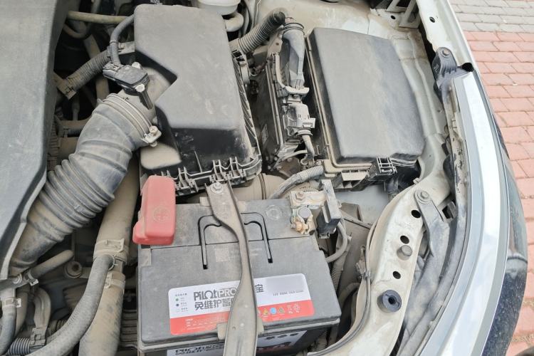 Used Toyota Levin 2014 1.6G Manual Elite Edition Engine Bay Left