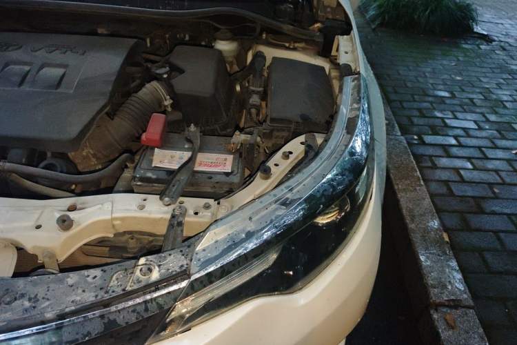 Used Toyota Levin 2014 1.8 GS CVT Elite Edition Engine Bay Left