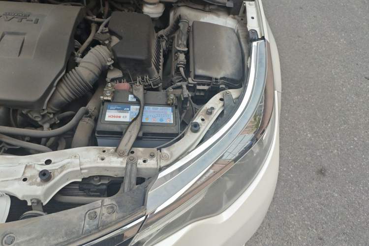 Used Toyota Levin 2014 1.6G CVT Elite Edition Engine Bay Left
