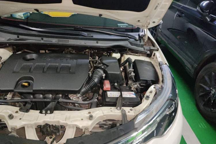 Used Toyota Levin 2014 1.6G CVT Elite Edition Engine Bay Left