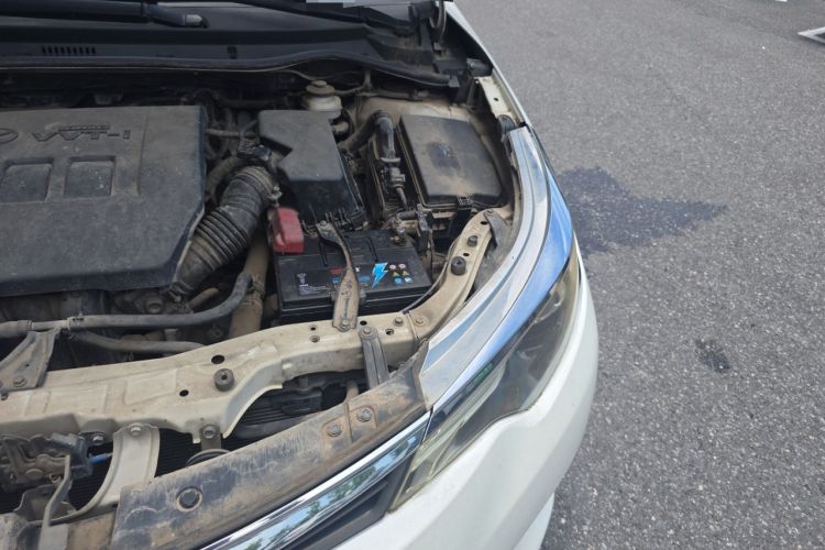Used Toyota Levin 2014 1.6G Manual Elite Edition Engine Bay Left