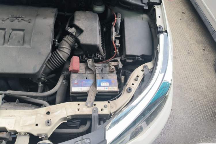 Used Toyota Levin 2014 1.6G CVT Elite Edition Engine Bay Left