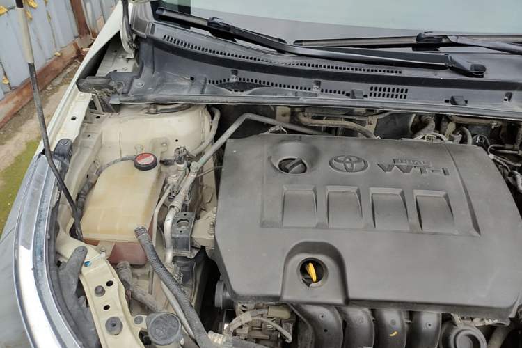 Used Toyota Levin 2014 1.8 GS CVT Elite Edition Engine Bay Right