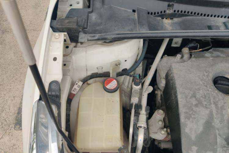 Used Toyota Levin 2014 1.6G CVT Elite Edition Engine Bay Right