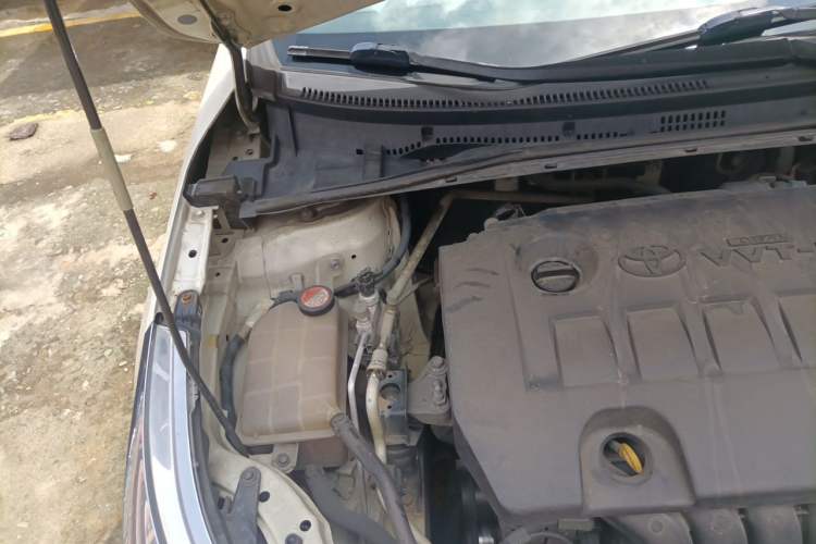 Used Toyota Levin 2014 1.8 GS CVT Elite Edition Engine Bay Right
