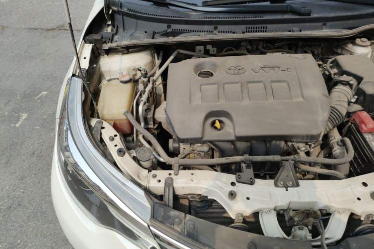 Used Toyota Levin 2014 1.6G CVT Elite Edition Engine Bay Right