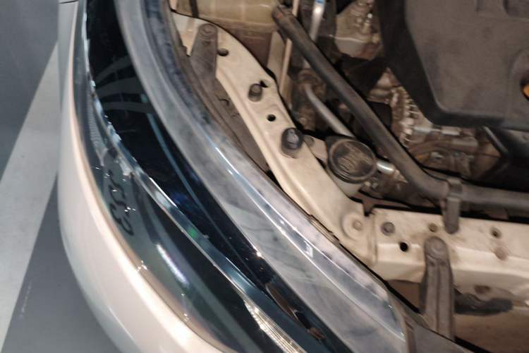 Used Toyota Levin 2014 1.6G CVT Elite Edition Engine Bay Right