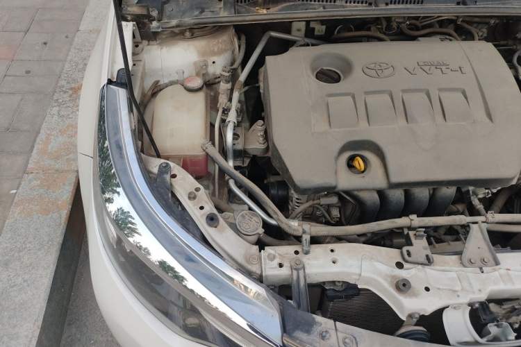 Used Toyota Levin 2014 1.6G CVT Elite Edition Engine Bay Right