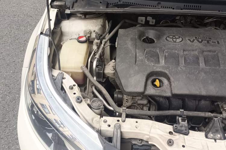 Used Toyota Levin 2014 1.6G CVT Elite Edition Engine Bay Right