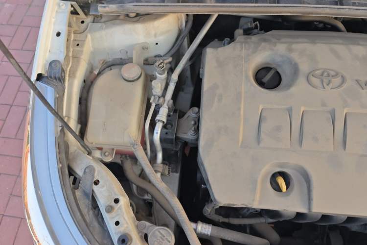 Used Toyota Levin 2014 1.6G CVT Elite Edition Engine Bay Right