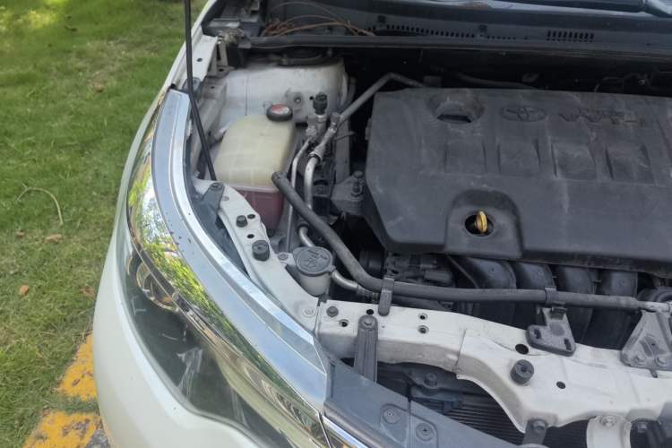 Used Toyota Levin 2014 1.8 GS CVT Elite Edition Engine Bay Right