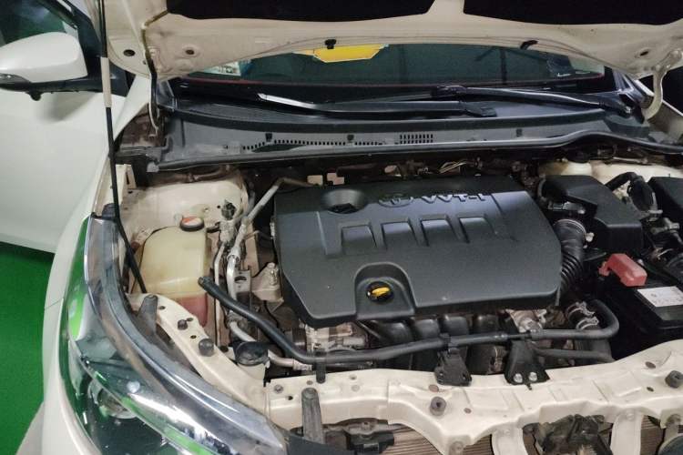 Used Toyota Levin 2014 1.6G CVT Elite Edition Engine Bay Right