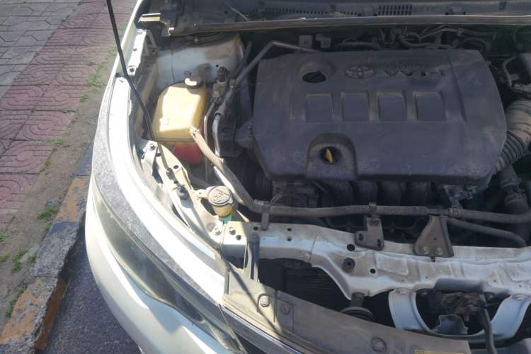 Used Toyota Levin 2014 1.6G CVT Elite Edition Engine Bay Right