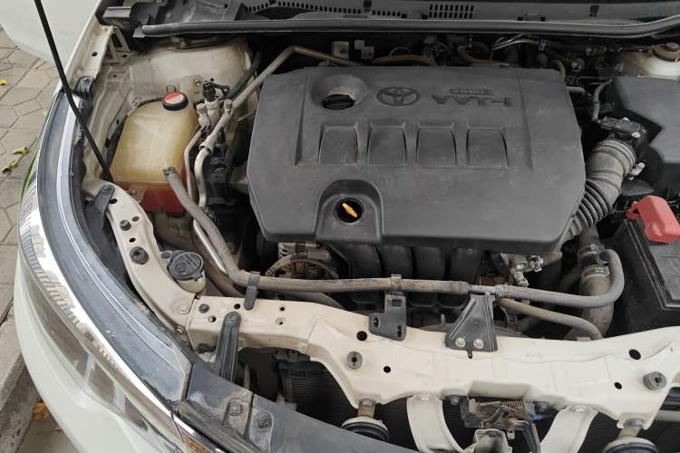 Used Toyota Levin 2014 1.6G CVT Elite Edition Engine Bay Right