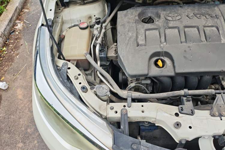 Used Toyota Levin 2014 1.6G CVT Elite Edition Engine Bay Right