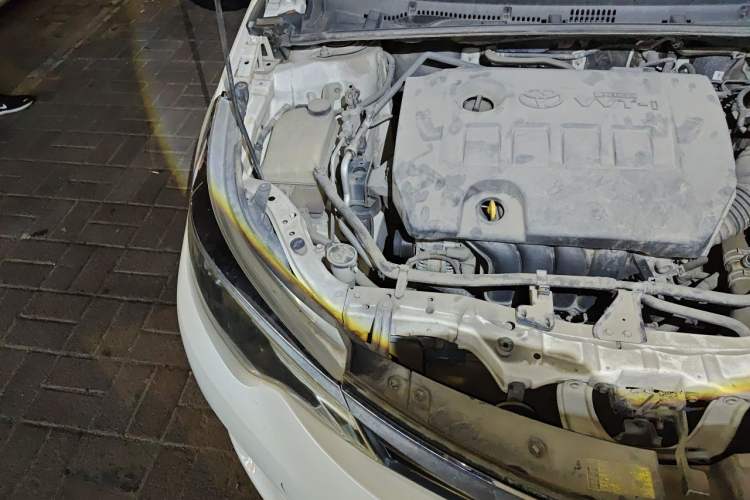 Used Toyota Levin 2014 1.6G Manual Elite Edition Engine Bay Right