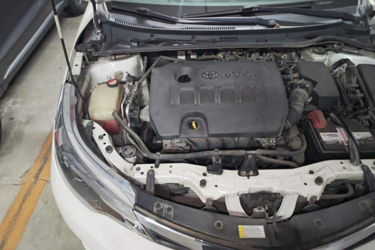 Used Toyota Levin 2014 1.6G CVT Elite Edition Engine Bay Right