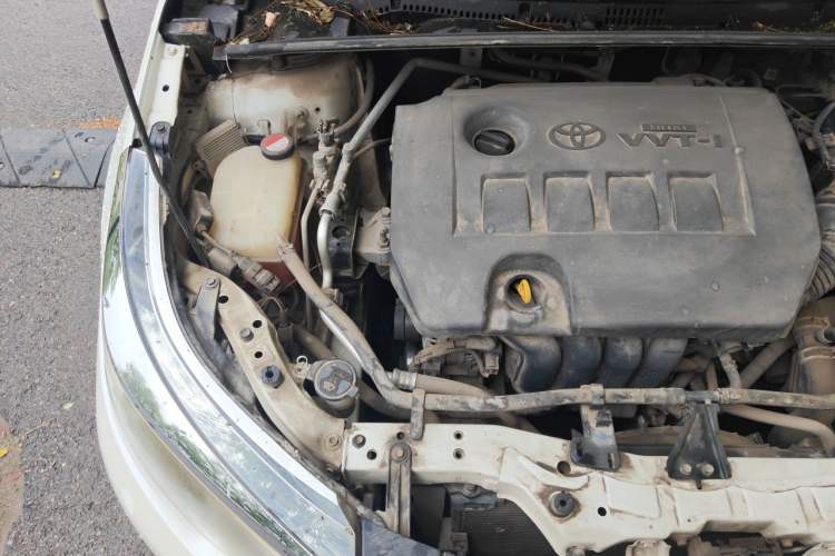 Used Toyota Levin 2014 1.6E Manual New Edition Engine Bay Right