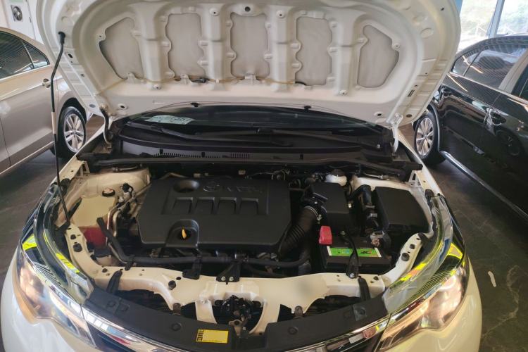 Used Toyota Levin 2014 1.6G Manual Elite Edition Engine Bay