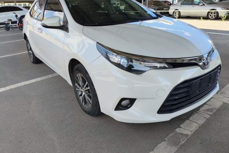 Used Toyota Levin 2014 1.6G CVT Elite Edition Front Right 45 Deg